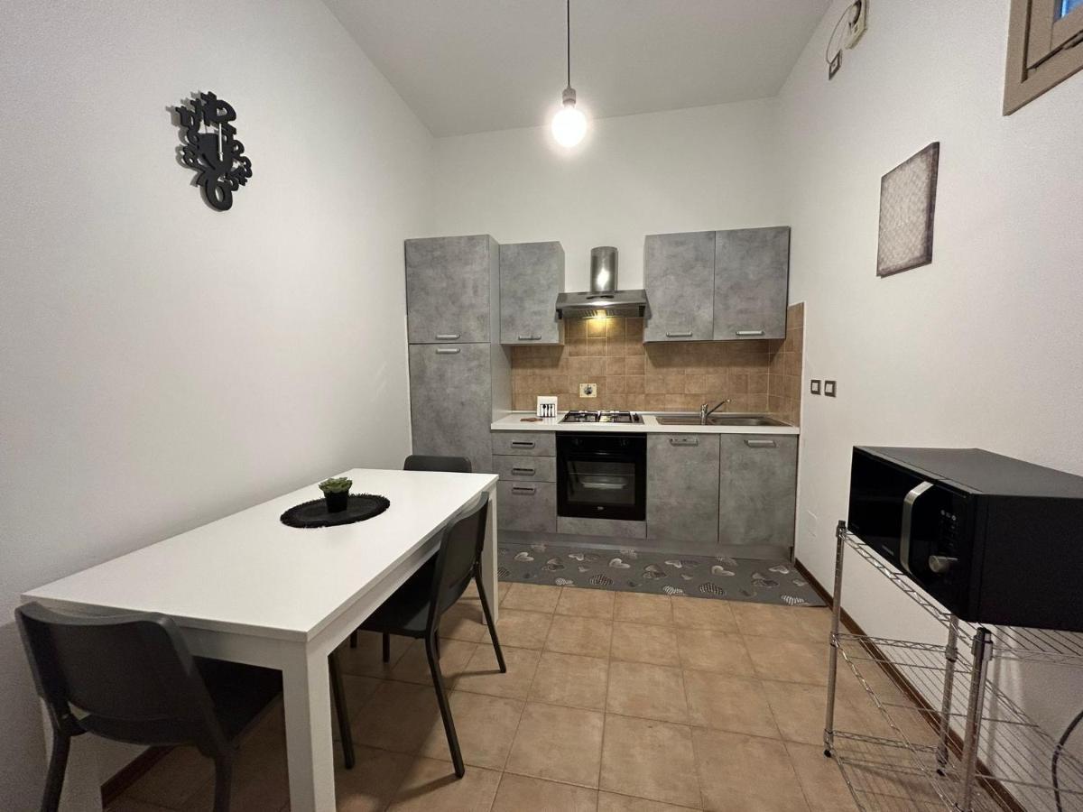 Elegante Appartamento Nel Centro Storico Di Torino Εξωτερικό φωτογραφία